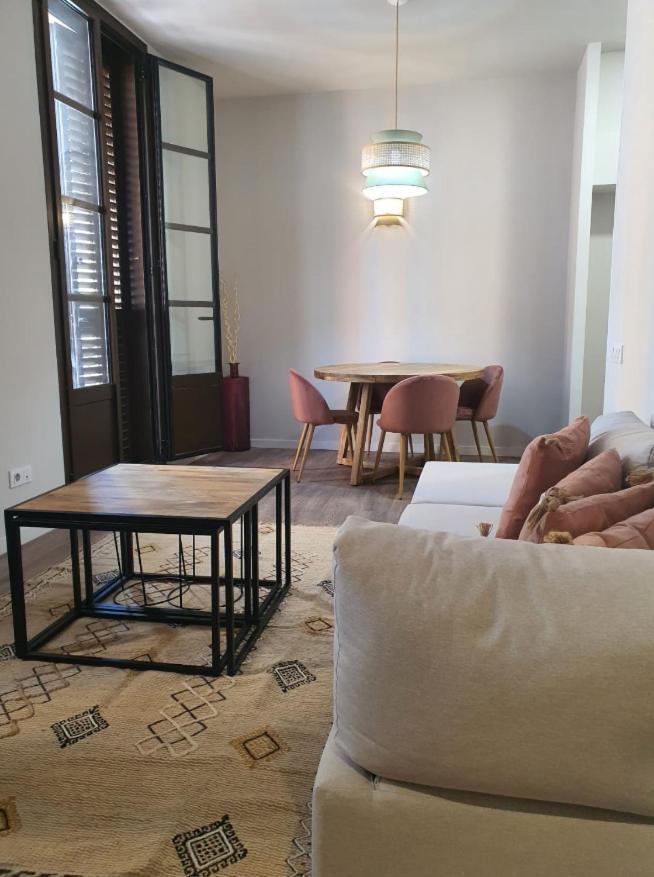 Apbcn Eixample Center Apartment Barcelona Bagian luar foto